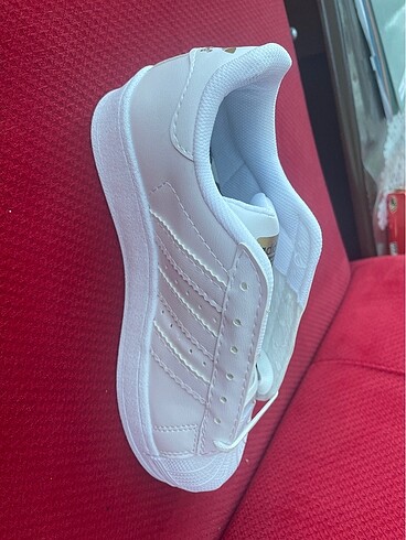 37 Beden Adidas süperstar ayakkabı