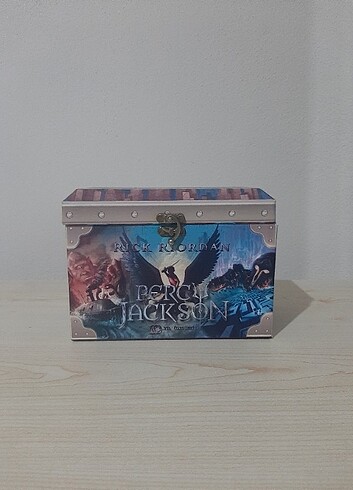 Percy Jackson 10. YIL Kutulu Sıfır Set 599 TL