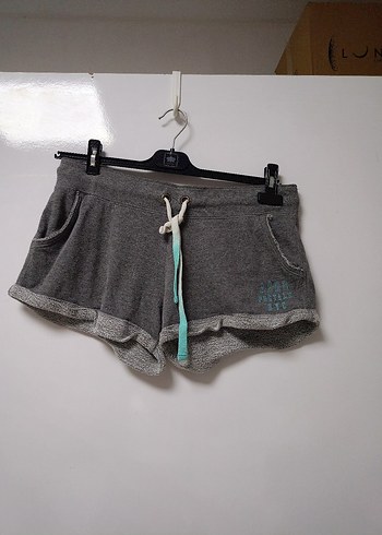Gri Kadın Mini Şort, Bel Detaylı, Rahat Kesim