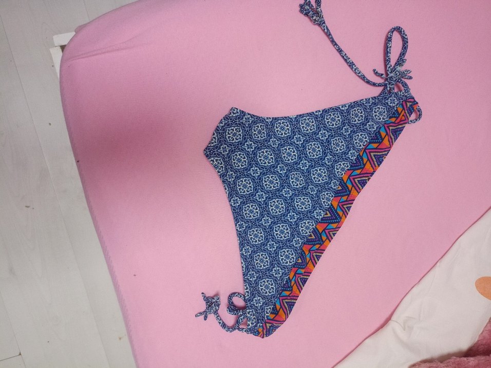 Bohem Çok Renkli Püsküllü Bikini Altı - Görsel 3