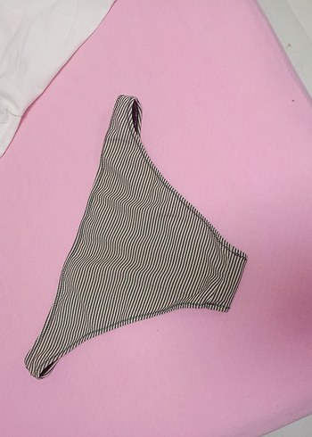 Nakışlı Renkli Kadın Bikini Altı - Görsel 5