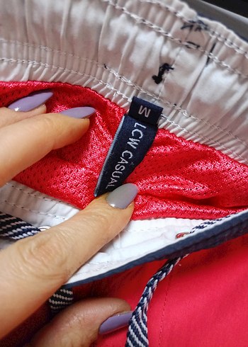 Renkli Baskılı Kemerli Erkek Şort - Görsel 4