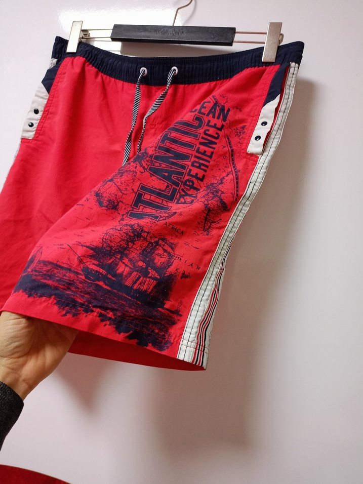 Renkli Baskılı Kemerli Erkek Şort - Görsel 3