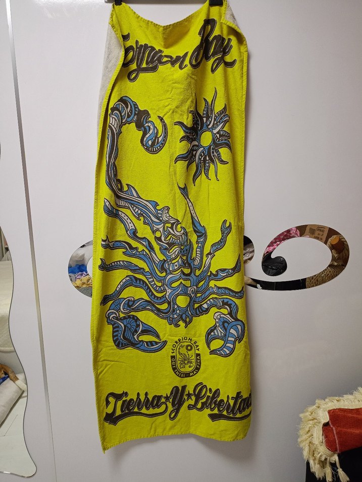 Sarı Baskılı Uzun Plaj Havlusu - Görsel 5