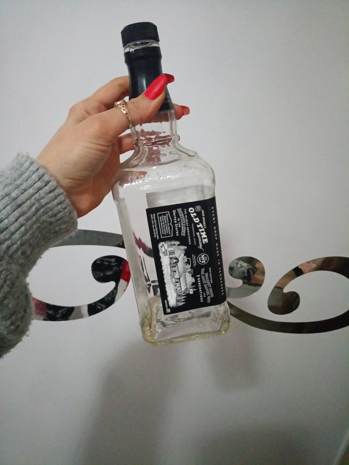 Jack Daniel's Tennessee Whiskey Siyah Şişe - Görsel 2