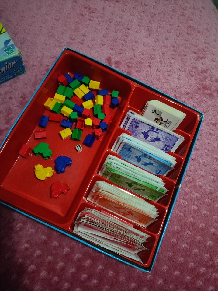 Monopoly Junior Çocuklar İçin Masa Oyunu - Görsel 5