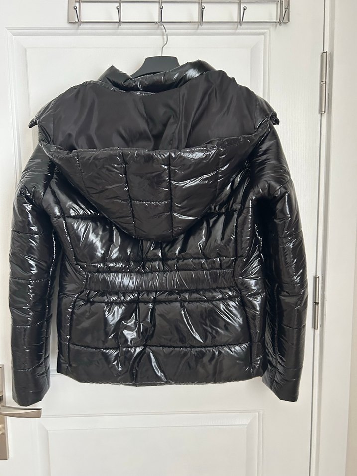 Siyah Parlak Fermuarlı Kadın mont - Görsel 4