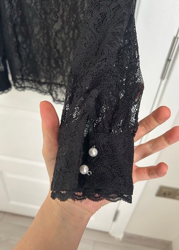 Dantel Detaylı Siyah Uzun Kollu Bluz - Görsel 3