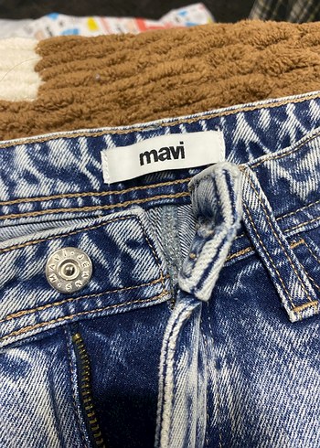 Geniş Kesim Mini Mavi Kot Şort - Görsel 3