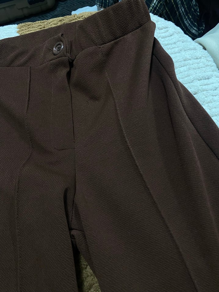 Düğmeli Kahverengi Kadın Kumaş Pantolon - Görsel 4