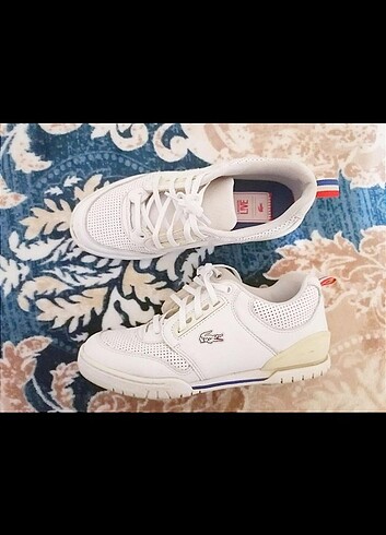 Lacoste orjinalin 37 numara
