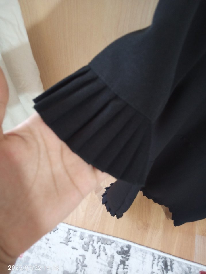 Pilili Siyah Elbise - Görsel 2