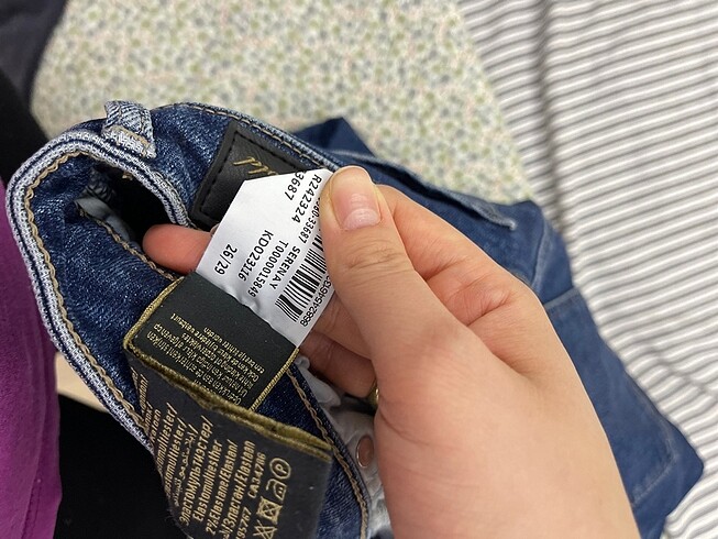 26 Beden mavi Renk mavi jean