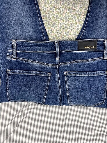 26 Beden mavi jean