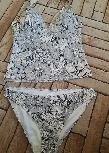 Bohem Çiçek Desenli Beyaz Mini Bikini