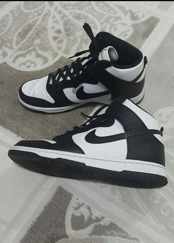 45 Beden Nike Siyah Beyaz Bağcıklı Erkek Spor Ayakkabı