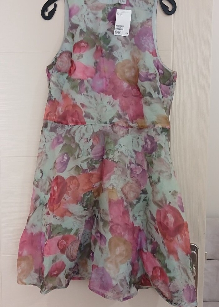 H&M desenli party elbise - Görsel 2