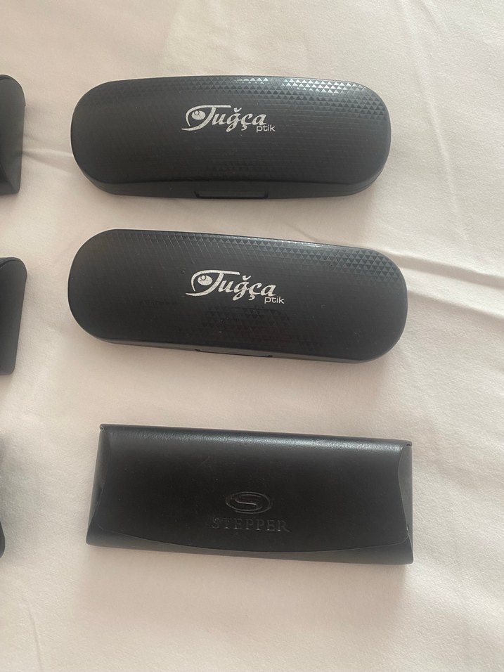 Siyah Parlak Kadın Gözlük Kutuları Hepsi BİRARADA - Görsel 2