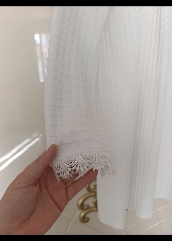 Beyaz Uzun Kollu Kadın Bornoz - Görsel 2