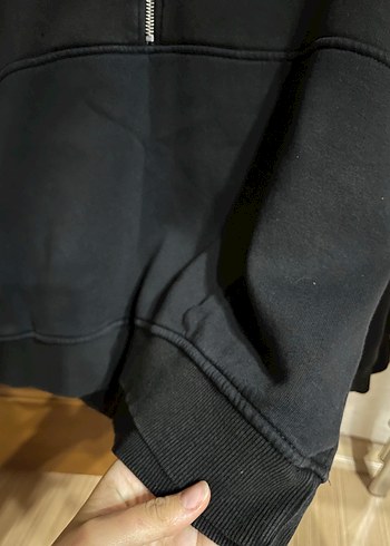 m Beden Siyah Fermuarlı Yüksek Yakalı Kadın Sweatshirt