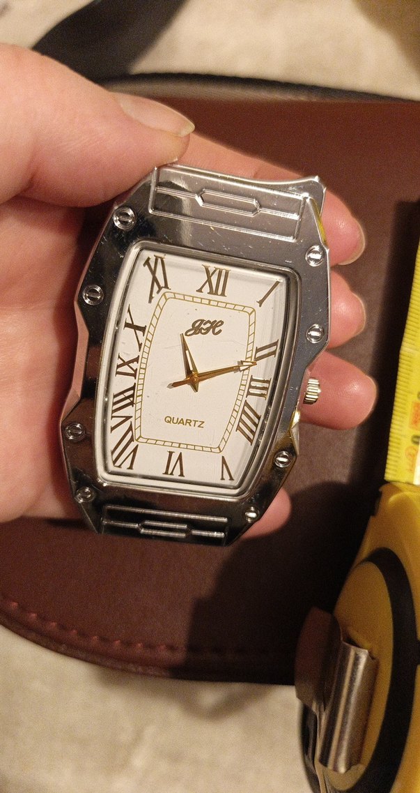 Saat Şeklinde Çakmak Pürmüzlü Rüzgara Dayanıklı Gümüş Renk - Görsel 5