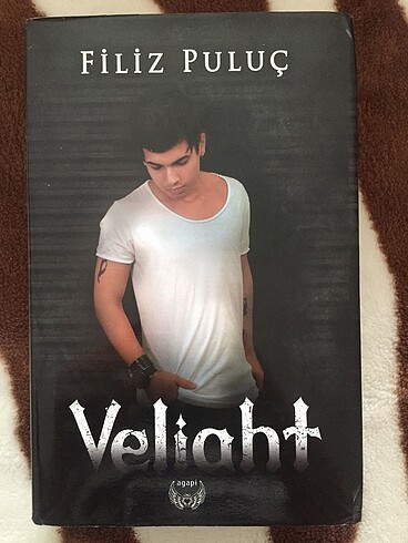 VELİAHT