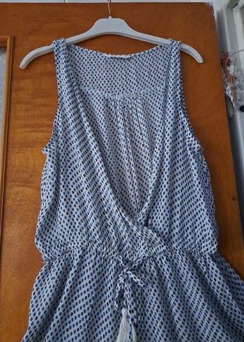 Bohem V Yaka Bağcıklı Kadın Mini Tulum - Görsel 4