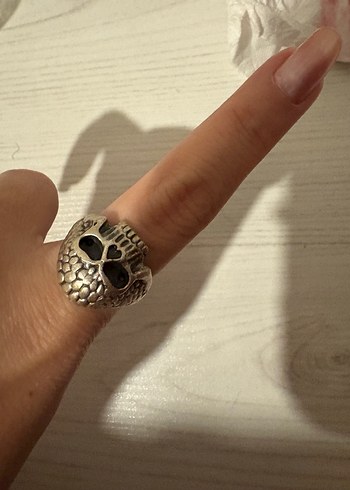kuru kafa Desenli Gri Gotik Yüzük