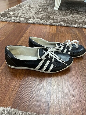 Adidas babet