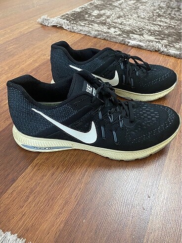 Nike spor ayakkabı