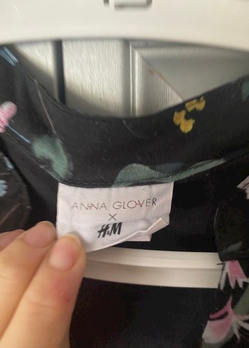 H&M Çiçek Desenli V Yaka Kadın Bluz