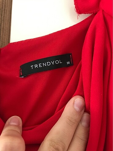 Trendyol & Milla Trendyolmilla kalp yaka midi kırmızı elbise