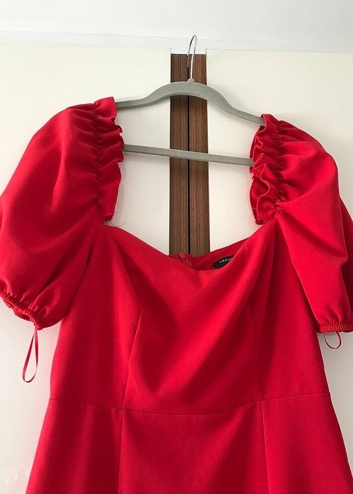 Trendyolmilla kalp yaka midi kırmızı elbise - Görsel 3