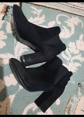 Siyah kadın bot ayakkabı 
