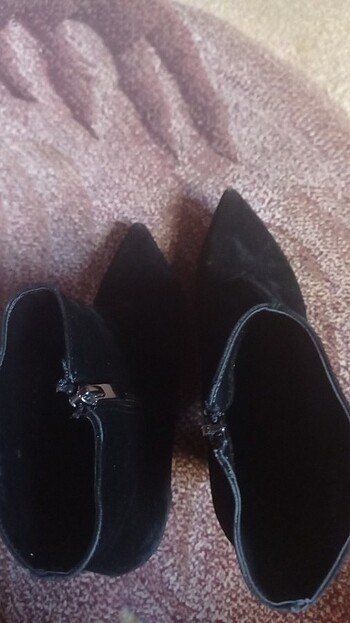 37 Beden siyah Renk Topuklu ayakkabı 