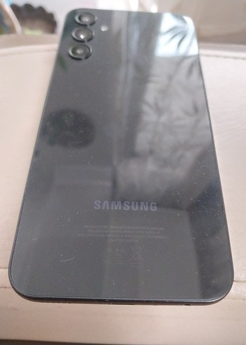 Çok Renkli Koyu Android Telefon - Görsel 3