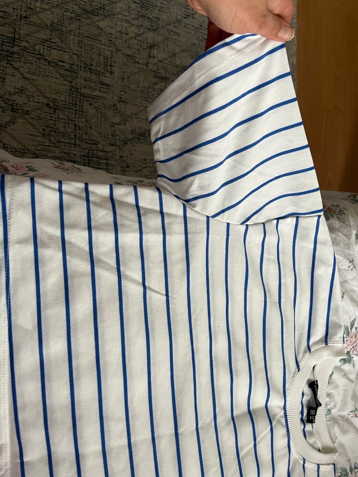 Mavi Çizgili tshırts - Görsel 3