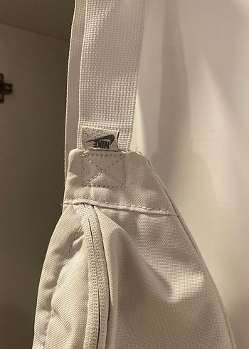 Beden Nike gri Beyaz Fermuarlı unisex Bel Çantası