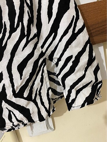 Beyoğlu Butik Zebra desen yırtmaçlı Beyoğlu etek