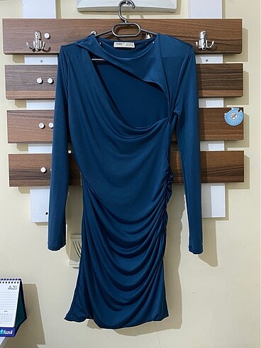 Pull&bear mini petrol mavisi gece elbisesi