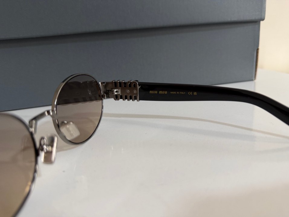 Miu Miu Güneş Gözlüğü - Görsel 5