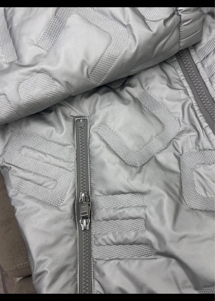 Guess Erkek Gümüş Mont - Görsel 2