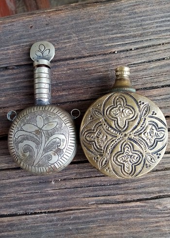 Çiçek Desenli gümüş ve pirinç sürmedanlık - Görsel 7