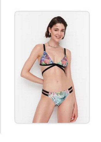 Pastel Renkli Bağcıklı Mini Bikini takımı