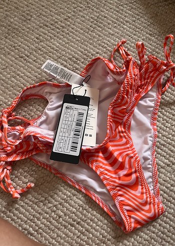 38 Beden turuncu Renk Turuncu Zebra Desenli Bağcıklı Bikini
