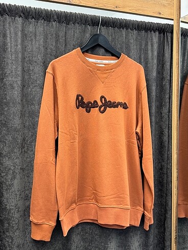 Bisiklet Yaka Sweatshirt