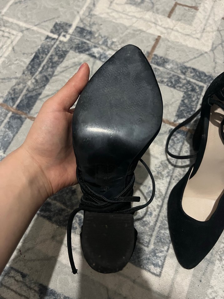 Siyah süet - Görsel 3