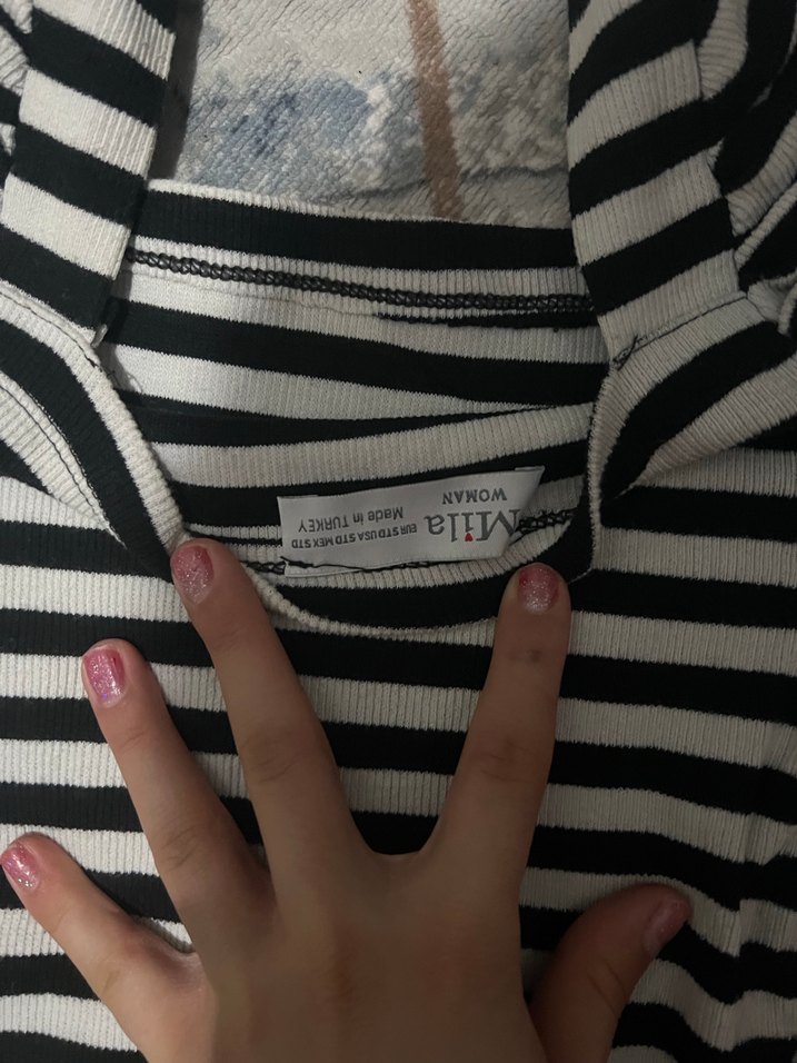 Siyah Beyaz Çizgili Triko Tişört - Görsel 2