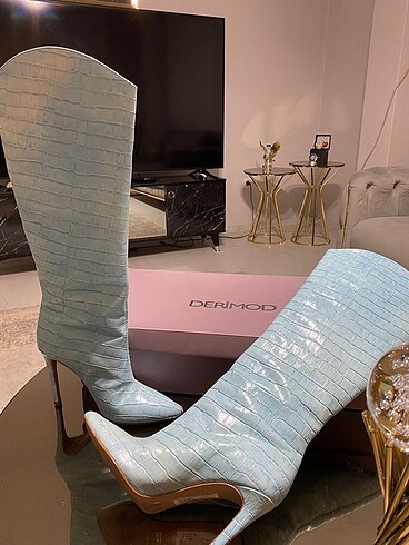 Derimod hakiki yılan deri topuklu çizme - Görsel 5