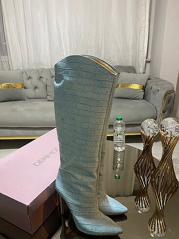 Derimod hakiki yılan deri topuklu çizme - Görsel 9